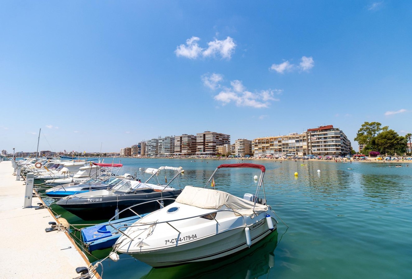 Resale - Bungalow - Torrevieja - Playa de los Naufragos